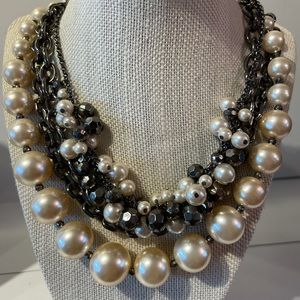 Pearl and chain necklace